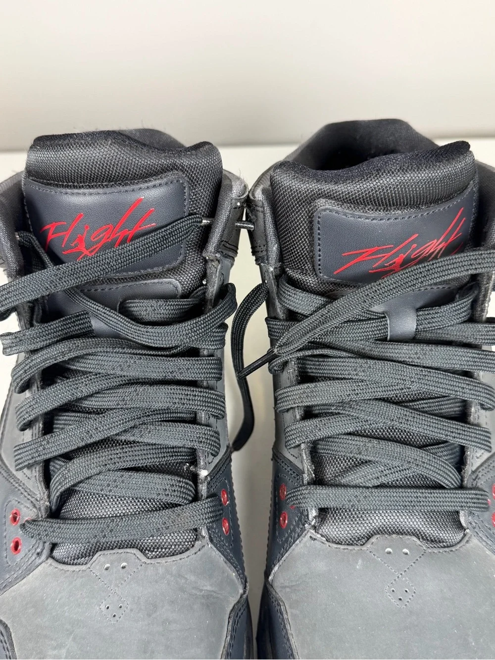 EUC Nike Jordan Flight 599593-004 Men's Sneaker Gym Black Grey, Size 10